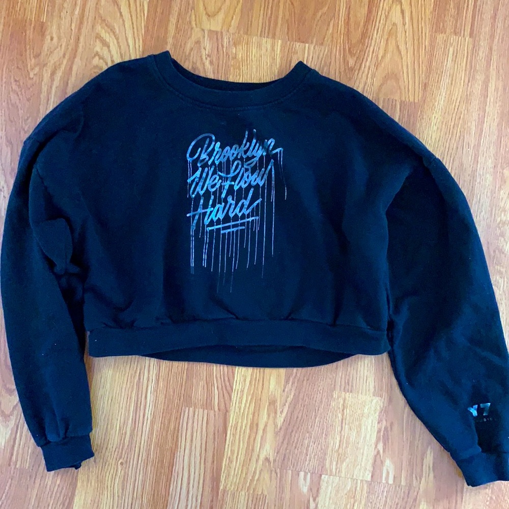 Y7 Yoga crop sweatshirt S/M